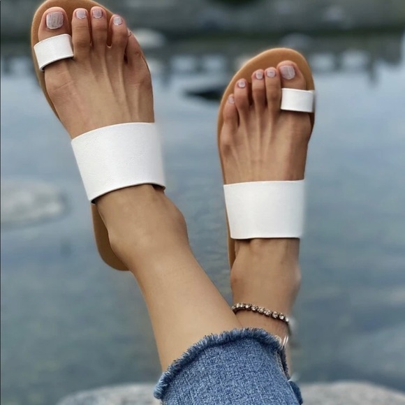 Sold - Picture 1 of 4